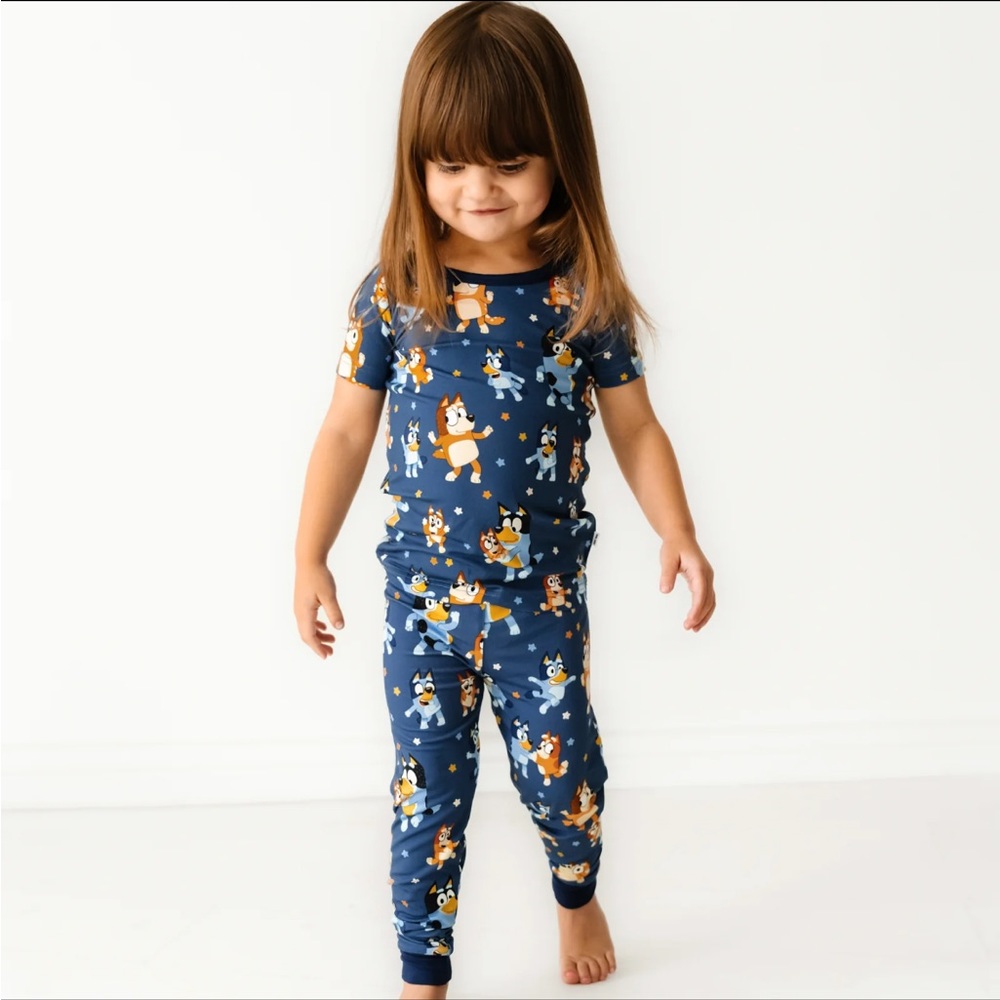 Bluey Dance Mode Two-Piece
Short Sleeve Pajama Set